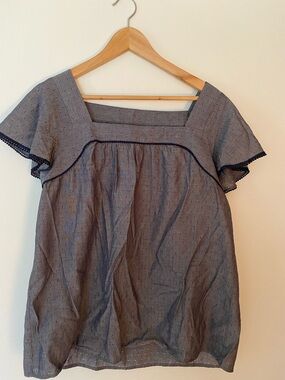 St. John's Bay blue Square Neck Flutter Sleeve Blouse Size M!  Cute details!